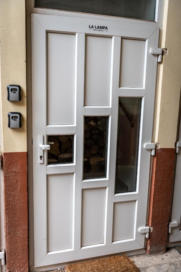 La Lampa Apartments Debrecen Exterior photo