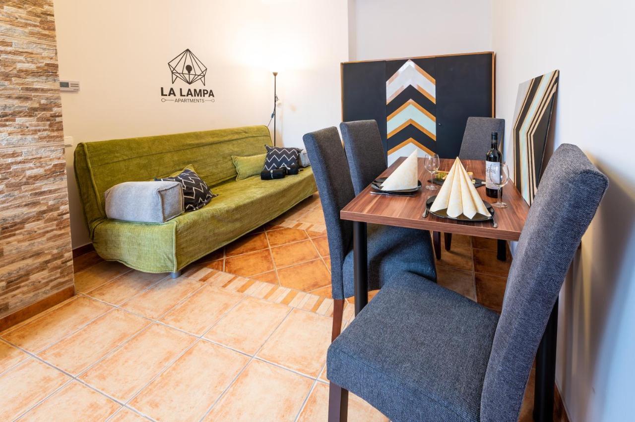 La Lampa Apartments Debrecen Exterior photo