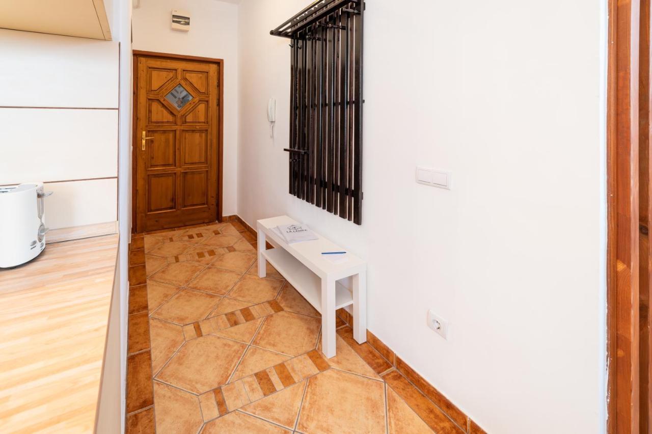 La Lampa Apartments Debrecen Exterior photo
